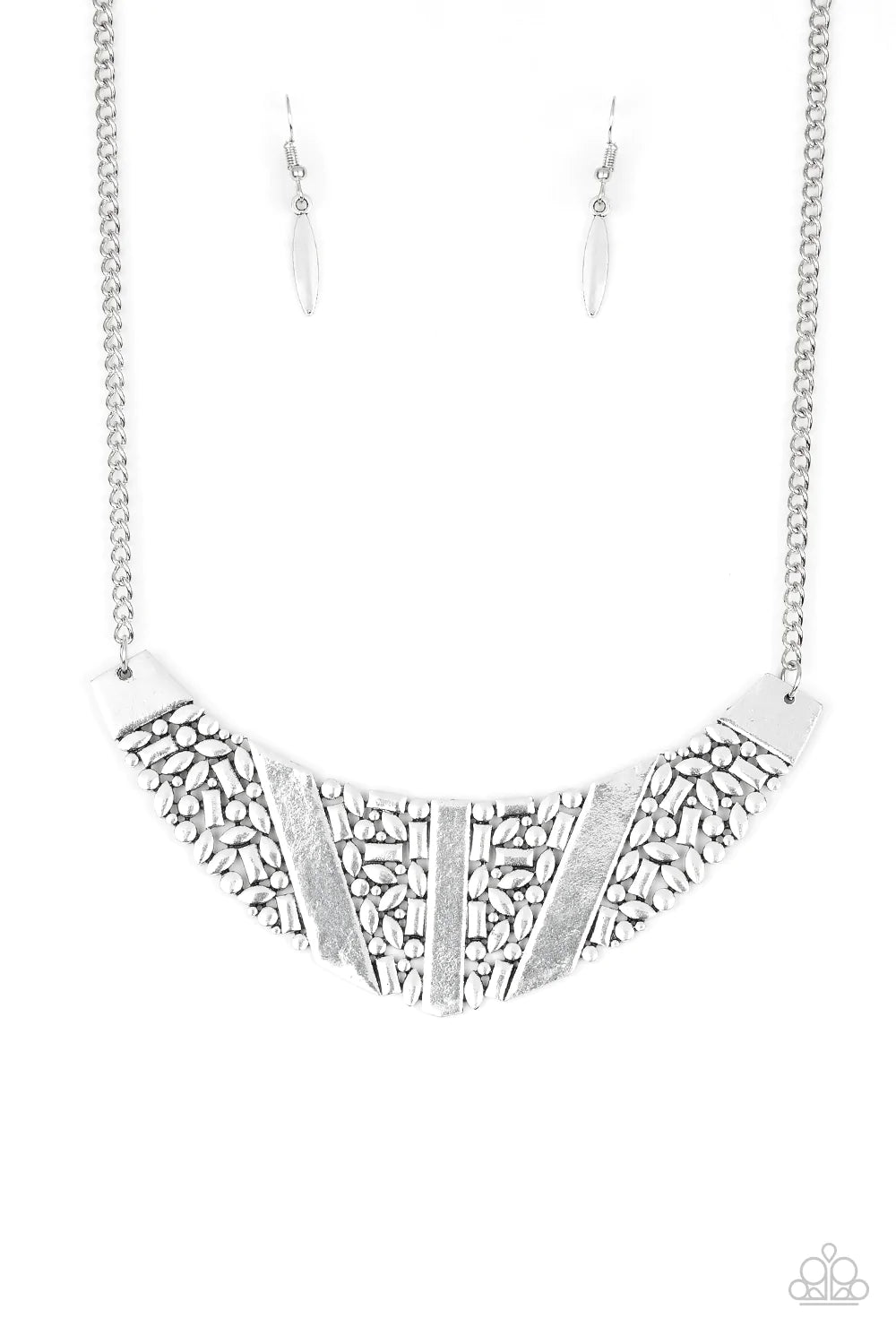 Paparazzi Necklace - Terra Trailbreaker - Silver