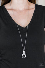 Load image into Gallery viewer, Paparazzi Necklace - Timeless Trio - White
