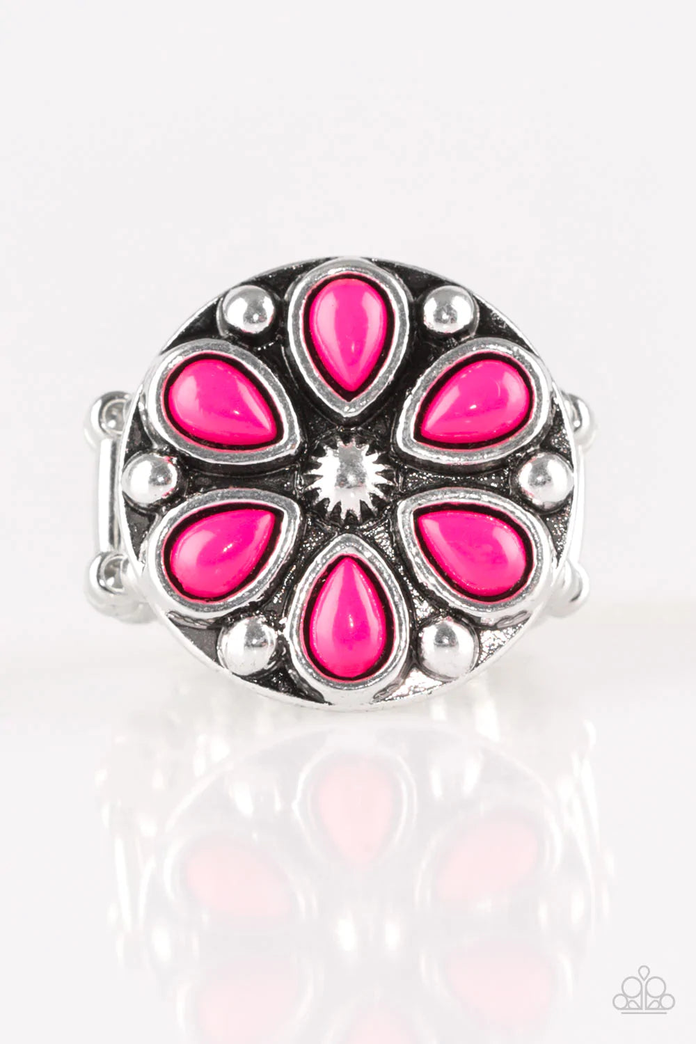 Paparazzi Ring - Color Me Calla Lily - Pink