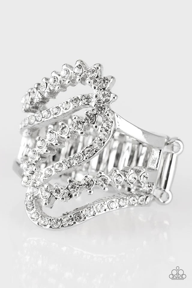 Paparazzi Ring - Make Waves - White
