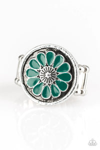 Paparazzi Ring - Garden View - Green