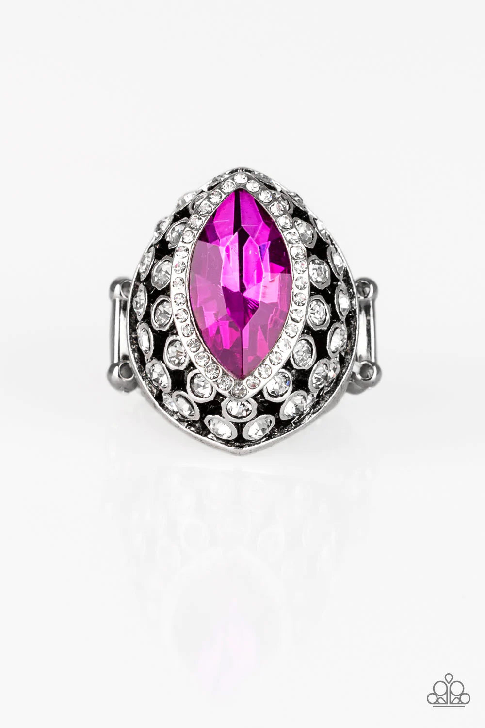 Paparazzi Ring - Royal Radiance - Pink