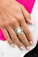 Load image into Gallery viewer, Paparazzi Ring - A Big Break - Silver
