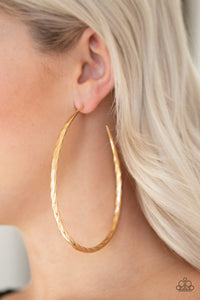Paparazzi Earring - Fleek All Week - Gold