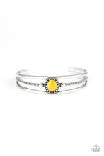 Load image into Gallery viewer, Paparazzi Bracelet - Top Of The Pop Charts

