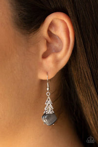 Paparazzi Earring - Dreamy Dazzle - Silver