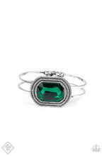 Load image into Gallery viewer, Paparazzi Bracelet - Heirloom Highness - Green
