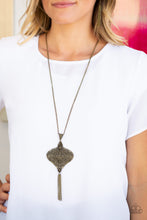 Load image into Gallery viewer, Paparazzi Necklace - Rural Remedy - Brass
