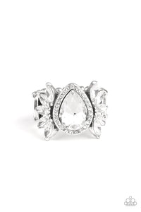 Paparazzi Ring - Regal Regalia - White