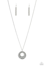 Load image into Gallery viewer, Paparazzi Necklace - Glitzy Glow - Silver

