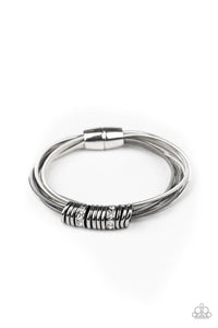 Paparazzi Bracelet - Magnetically Metro - Multi