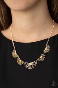 Paparazzi Necklace - Fanned Out Fashion - Gold