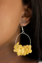 Load image into Gallery viewer, Paparazzi Earring -Flirty Florets - Yellow
