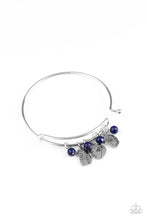Load image into Gallery viewer, Paparazzi Bracelet - GROWING Strong - Blue
