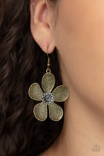 Load image into Gallery viewer, Paparazzi Earring - Fresh Florals - Brass
