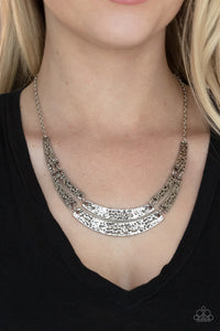 Paparazzi Necklace - Stick To The ARTIFACTS - SIlver