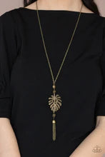 Load image into Gallery viewer, Paparazzi Necklace - Palm Promenade - Brass
