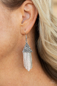 Paparazzi Earring - Pyramid SHEEN - Silver