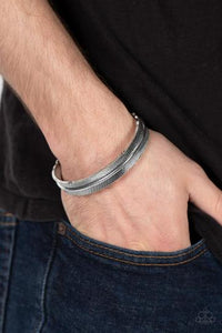 Paparazzi Bracelet - Quill-Call - SIlver