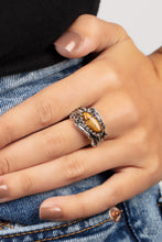 Load image into Gallery viewer, Paparazzi Ring - Gemstone Gypsy - Brown
