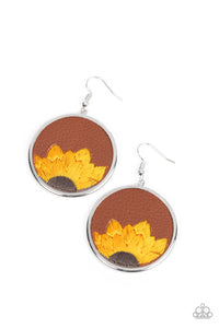 Paparazzi Earring - Sun-Kissed Sunflowers - Brown