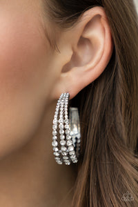 Paparazzi Earring - Cosmopolitan Cool - White