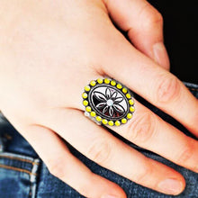 Load image into Gallery viewer, Paparazzi Ring - Garden Paradise - Yellow
