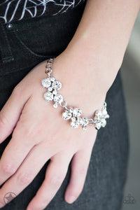 Paparazzi Bracelet - Old Hollywood - White