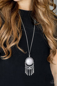 Paparazzi Necklace - Rural Rustler - White