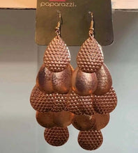 Load image into Gallery viewer, Paparazzi Earring - Chime Time - Copper
